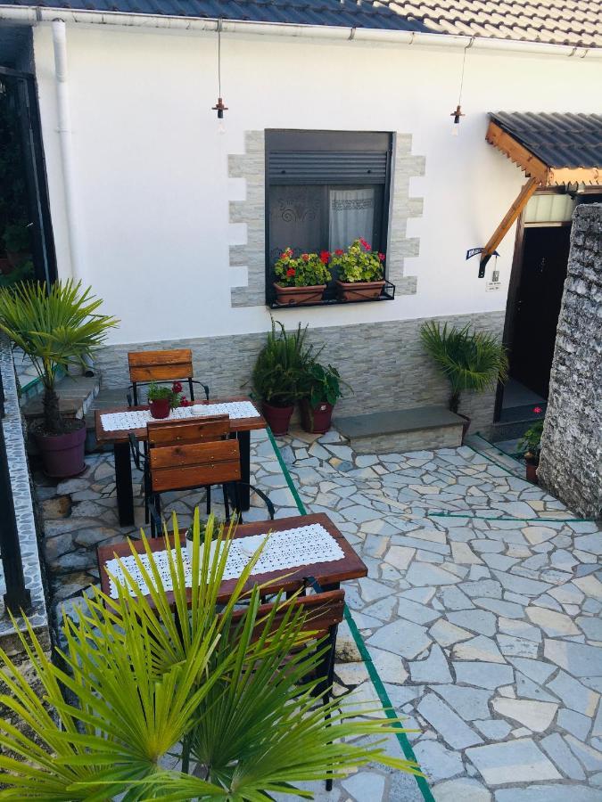 Kore Guest House Gjirokaster Exterior photo