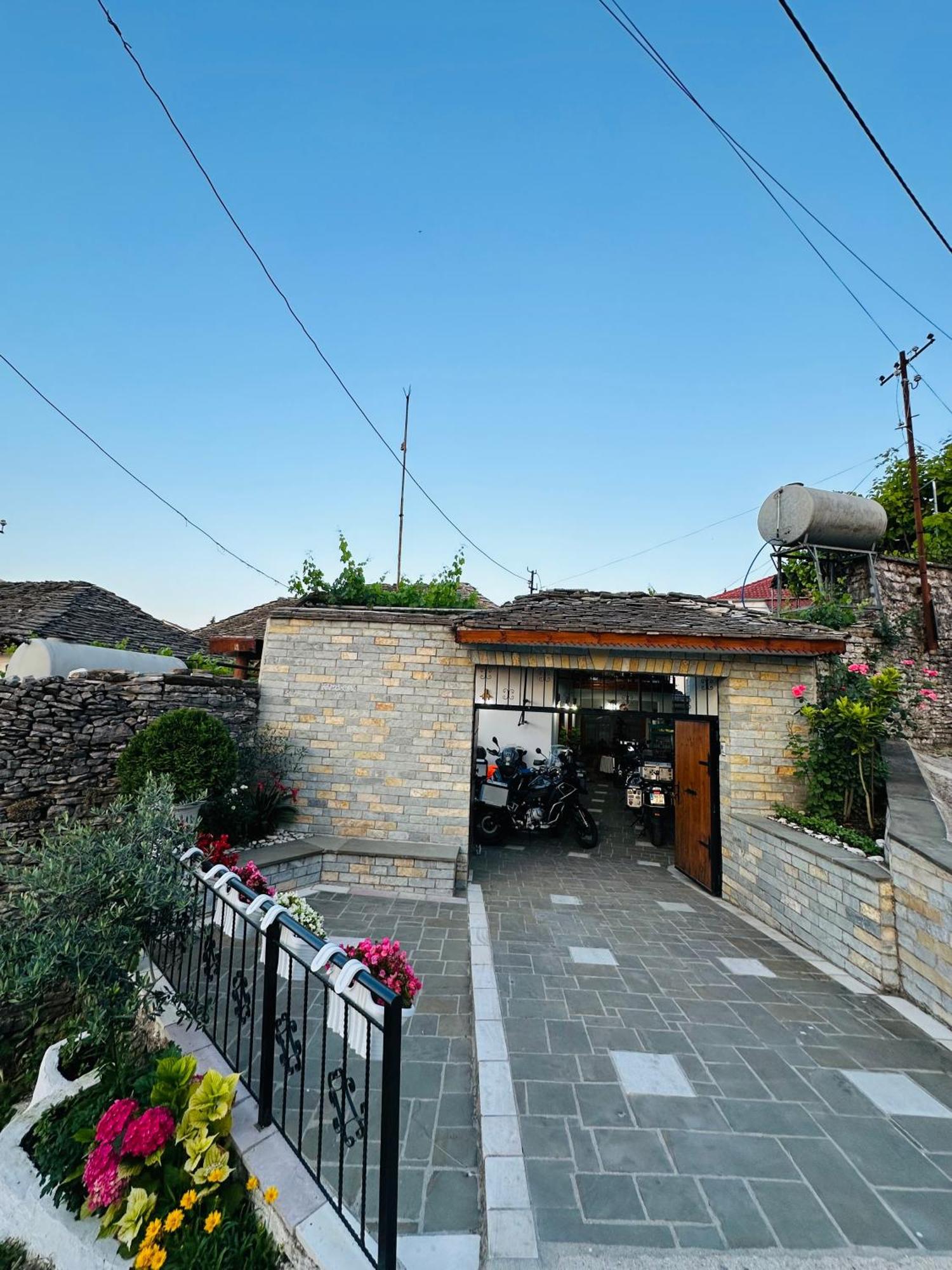 Kore Guest House Gjirokaster Exterior photo