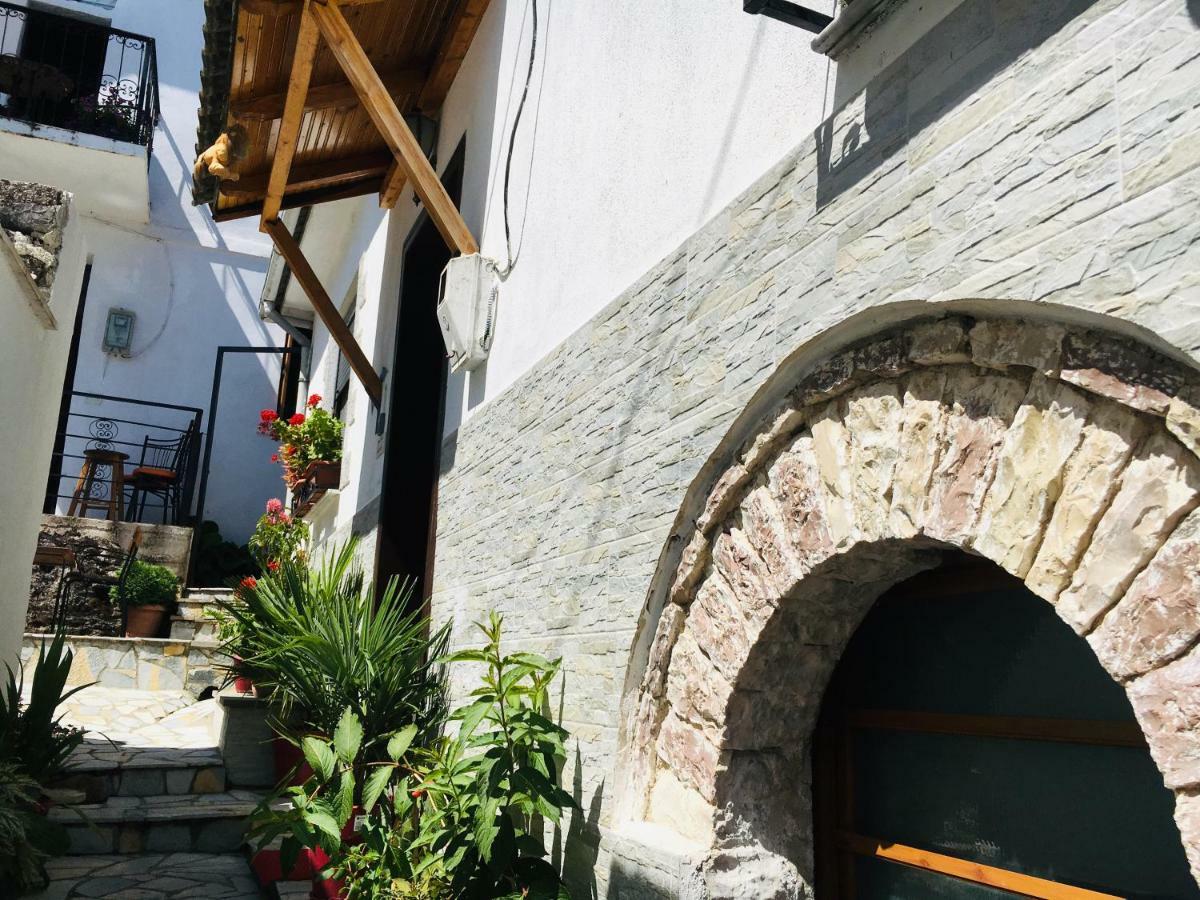 Kore Guest House Gjirokaster Exterior photo